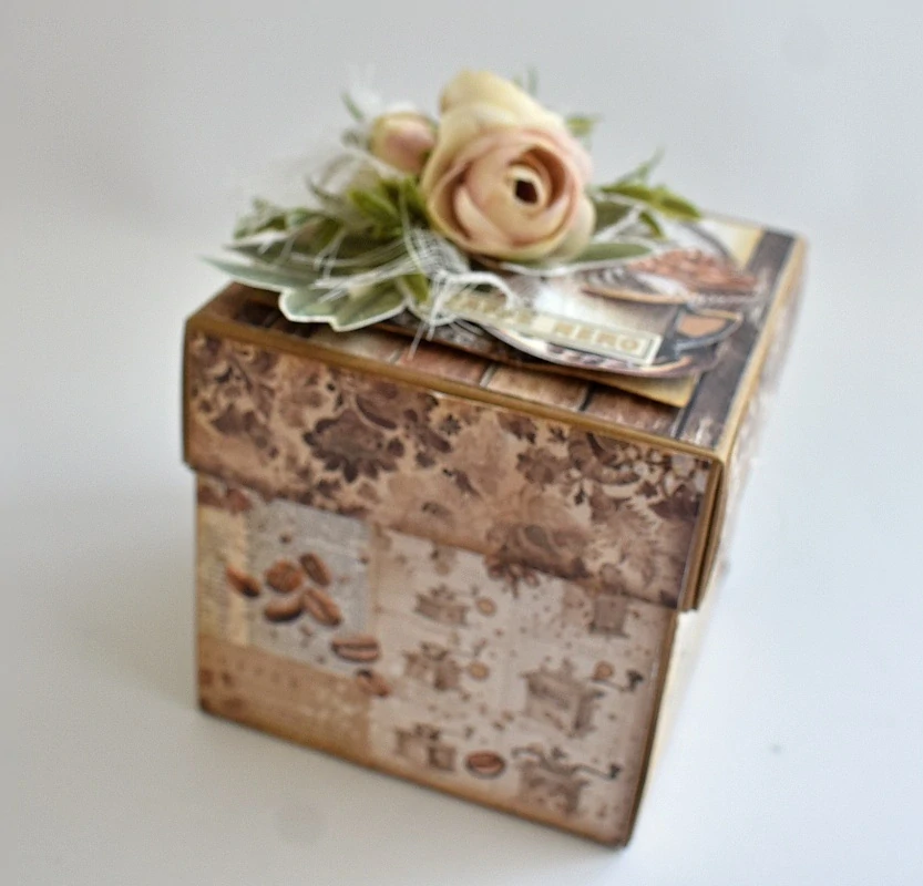 Exploding box No.034 ... Káva a čokoláda
