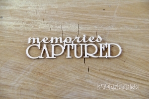 Nápis "Captured memories" - 1 ks
