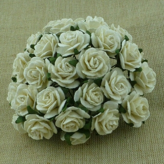 Ivory Open Roses 20mm - 5 ks