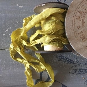Stuha Old Fashion š. 15-20 mm Mustard - 1,2 m 