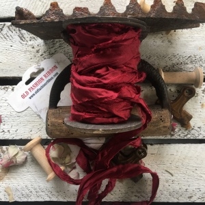 Stuha Old Fashion š. 15-20 mm Festive Bordo - 1,2 m 