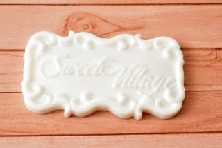 Nápis Sweet Village/Stamperia